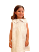 niña con vestido de lino